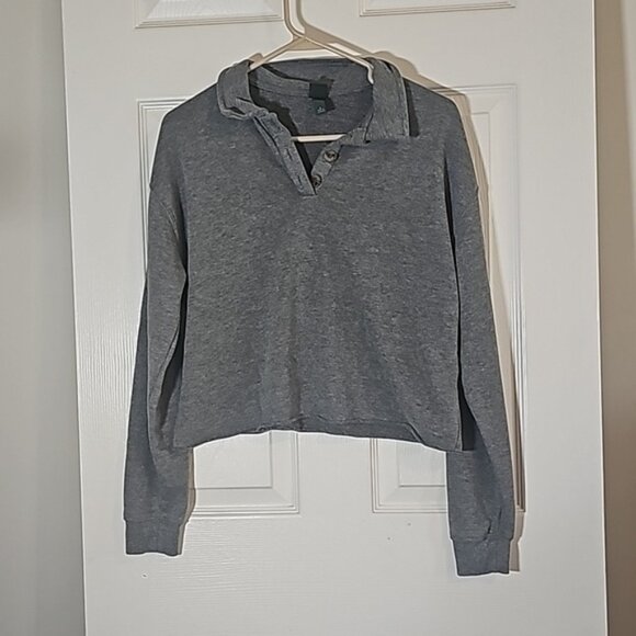 Wild Fable Gray Cropped Polo Collar 2 Button Lightweight Sweatshirt Size M - Picture 2 of 6